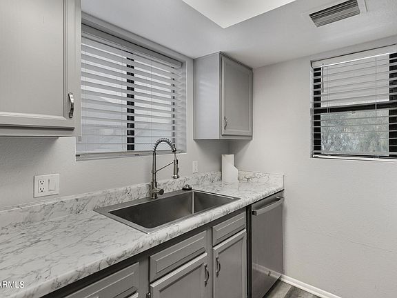 4th image of 850 S RIVER Drive #2088