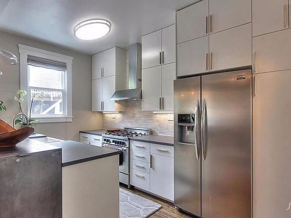 5th image of 4719 18th St #4717