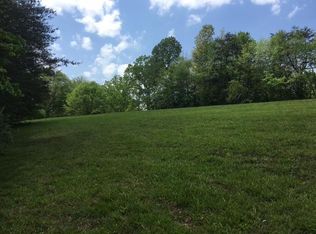 556 Fox Point Rd, Jamestown, KY 42629