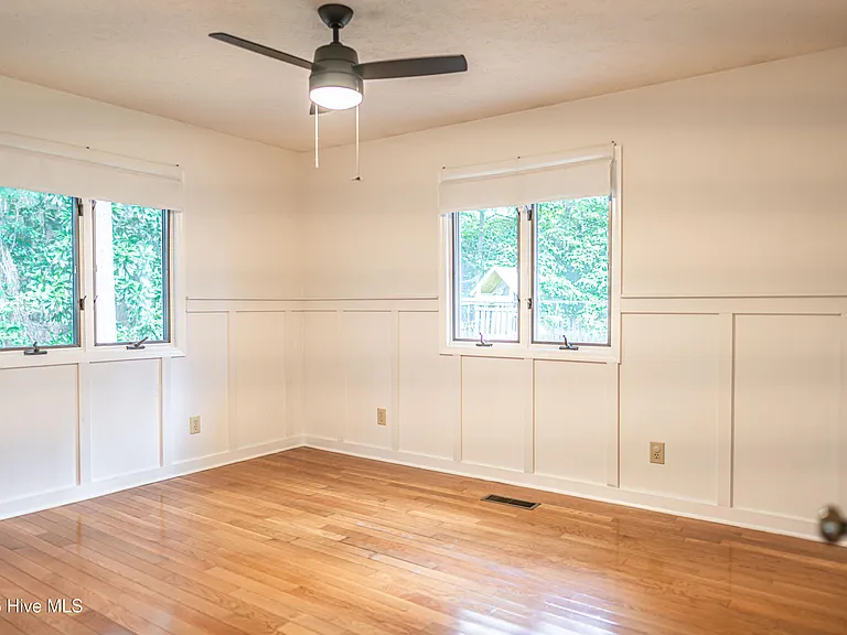 2 Sassafras Ln — Photo 42