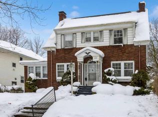 425 Oakland Ave, Iowa City, IA 52240