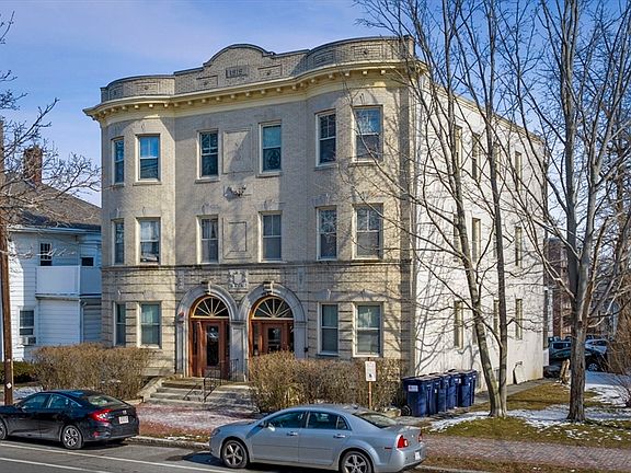 3rd image of 199-201 Lafayette St