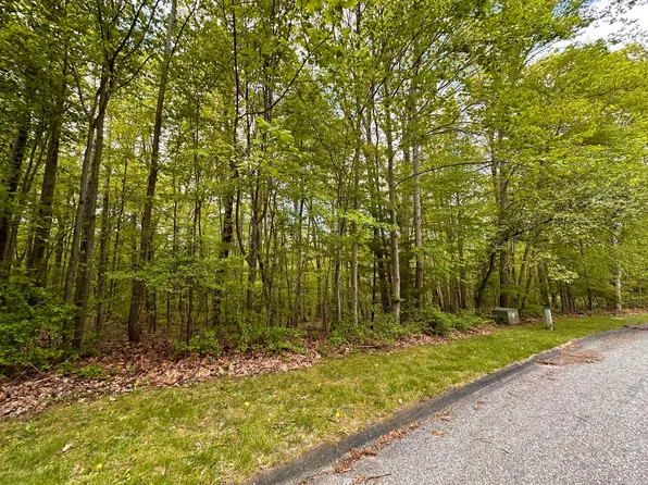 332 Chimneysweep Hill Road, Glastonbury, CT 06033