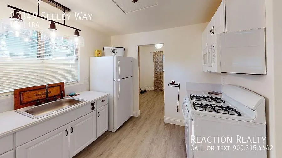 Coming Soon! Turn-key 1 Bedroom, 1 Bath Cabin for Lease in Crestline, California! — Photo 4