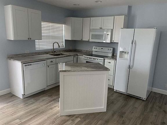 2nd image of 3705 S Flagler Dr APT 35