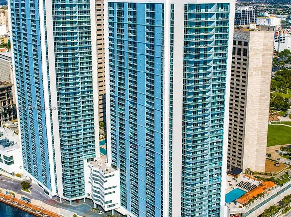 335 Biscayne Blvd #1500, Miami, FL 33131