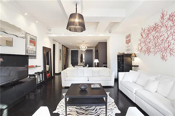 Sold by Platinvm Property Group New York | media 21