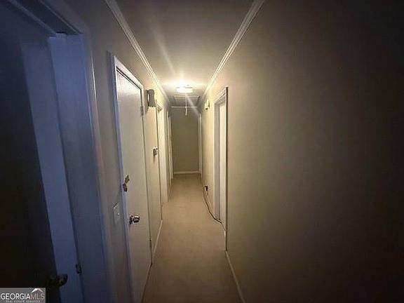 5th image of 856 Virginia Ct SE