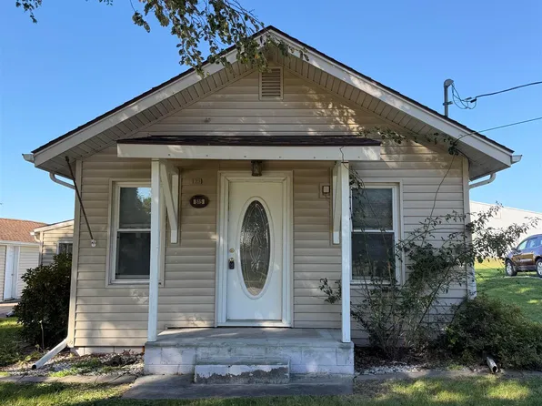 515 15th Ave E, Oskaloosa, IA 52577