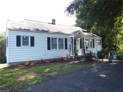4466 Us Highway 158, Advance, NC, 27006