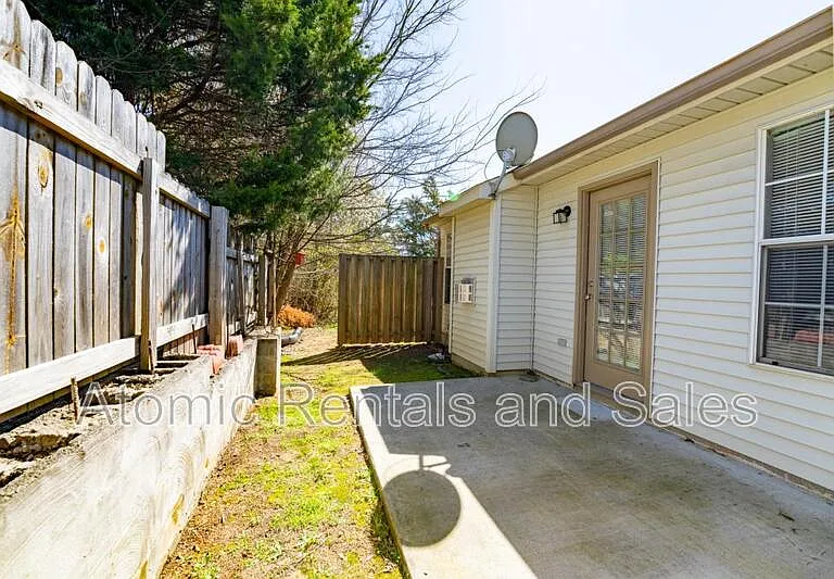 334 Hawthorne Oaks Way — Photo 17