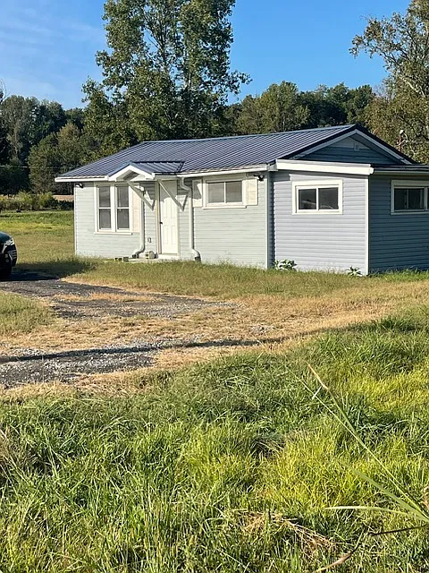2 bed, 880 sqft, $1,500 — Photo 2
