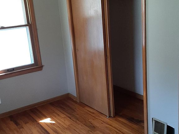 5th image of 7215 S 71st Ave