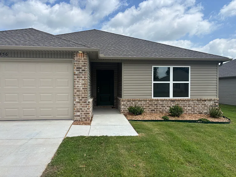 2356 Sam Tillery Dr — Photo 2