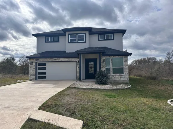 103 E Kikipua Ln, Bastrop, TX 78602