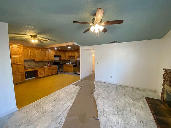 5th image of 8638 Sandy Bay Ct