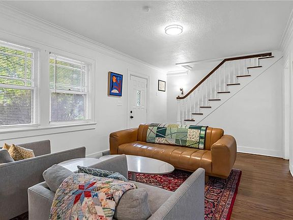 4th image of 5445 Holmes St