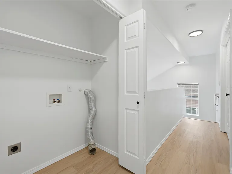 6959 NE Willowgrove St — Photo 16