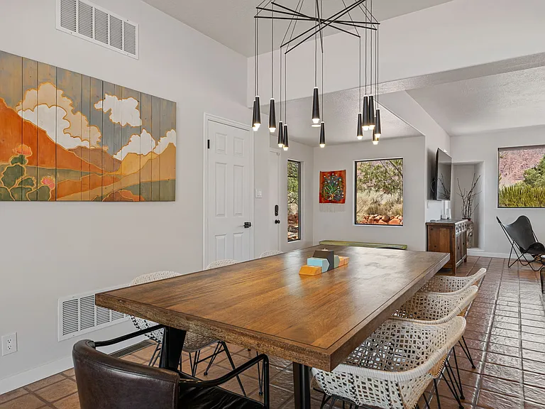 1411 W Sandhill Cir — Photo 12