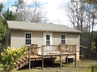 301 Knox Creek Rd, Tamassee, SC 29686