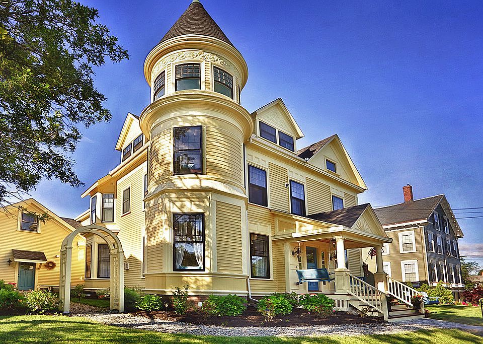 9 Pond St, Newburyport, MA 01950 Zillow