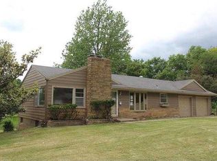 209 NW 67th St, Gladstone, MO 64118
