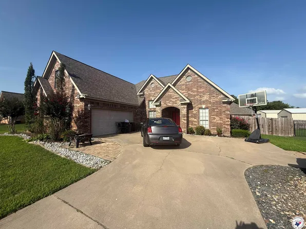 6 Irongate Dr, Texarkana, TX 75503