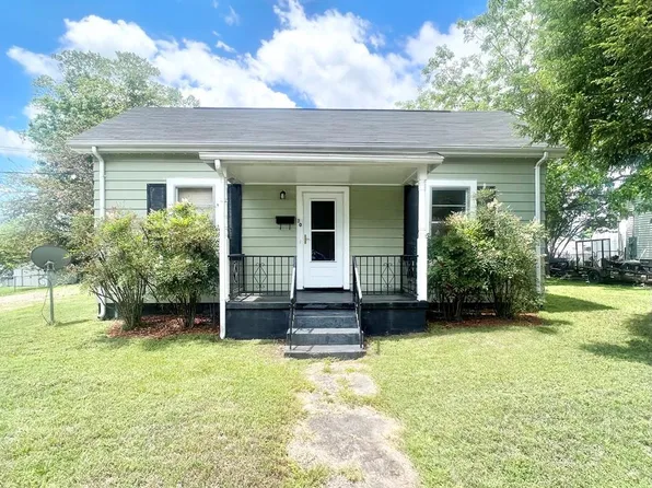 30 Glen Oak Dr, Danville, VA 24541