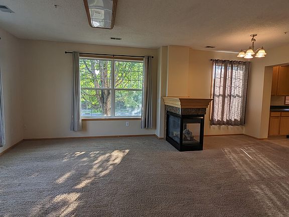 4th image of 13900 53rd Ave N APT 16