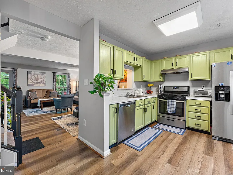 7840 Foxfarm Ln — Photo 29