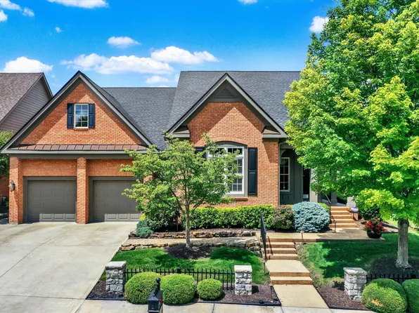 15588 Bridgewater Club Blvd, Carmel, IN 46033