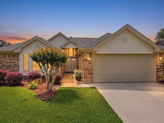 2nd image of 3206 N Peach Hollow Cir