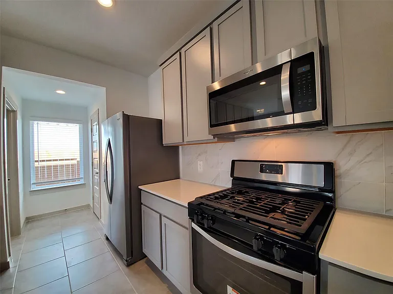 3314 Dagostino Creek Dr — Photo 11
