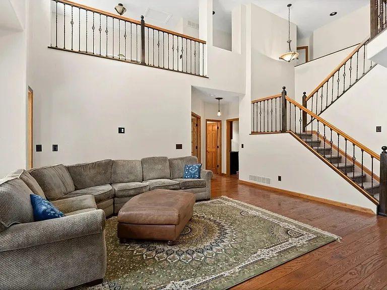 4601 Twin Peaks Dr — Photo 14