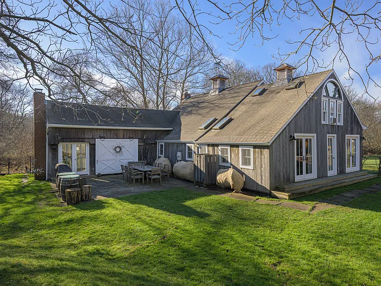 2983 Montauk Hwy — Photo 6