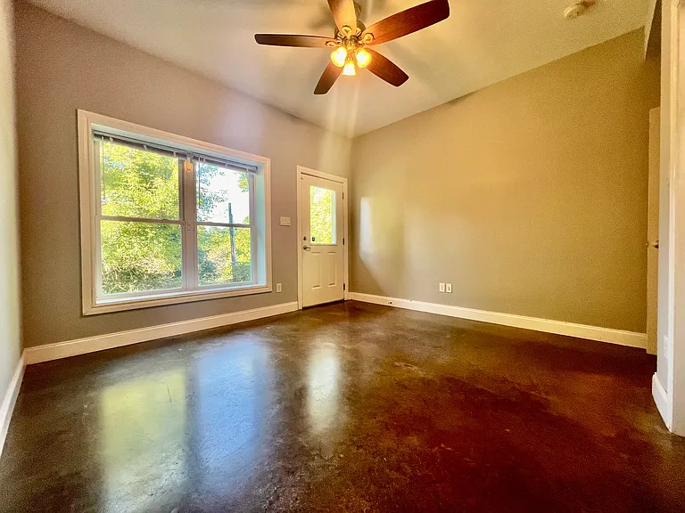 127 Sun Haven Ln — Photo 14