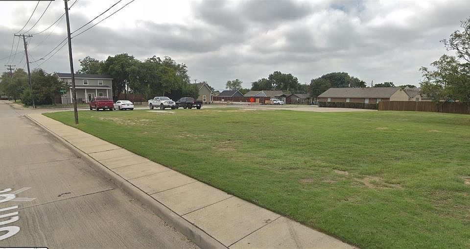 2nd image of 7090 Ash St Lot 7-8