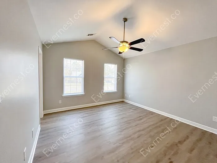 5121 Magnasco Ln — Photo 10