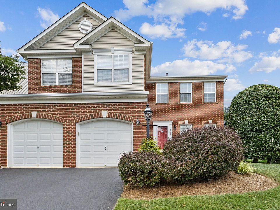 1st image of 5296 Daybreak Ln