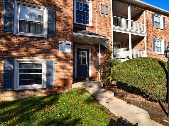 5th image of 2217 Glouchester Dr #17-B