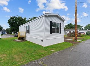 548 Kenyon Ave #36, Attleboro, MA 02703
