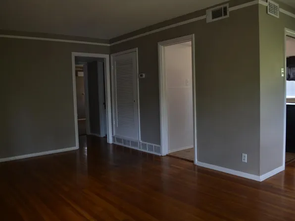 1157 Garraty Rd APT D, Terrell Hills, TX 78209