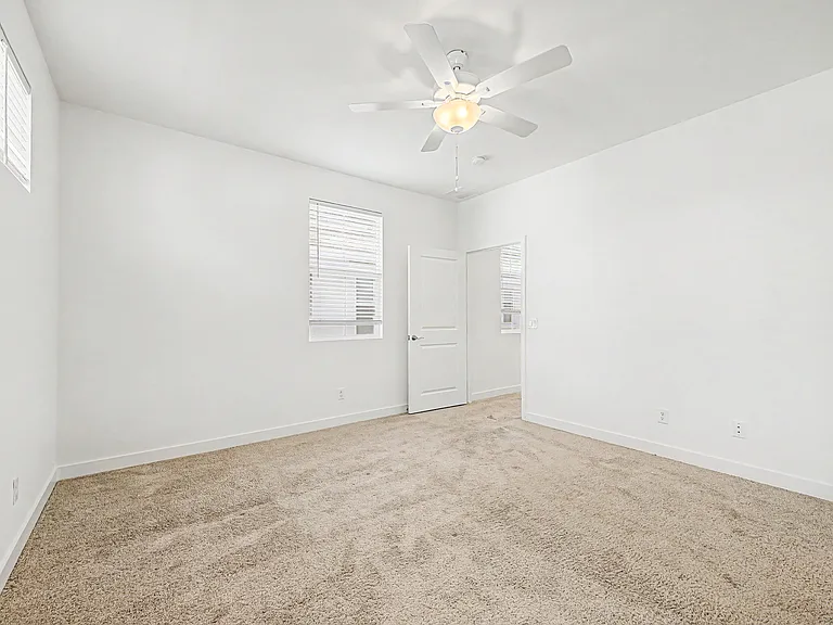 5532 S Dillon Cir — Photo 17