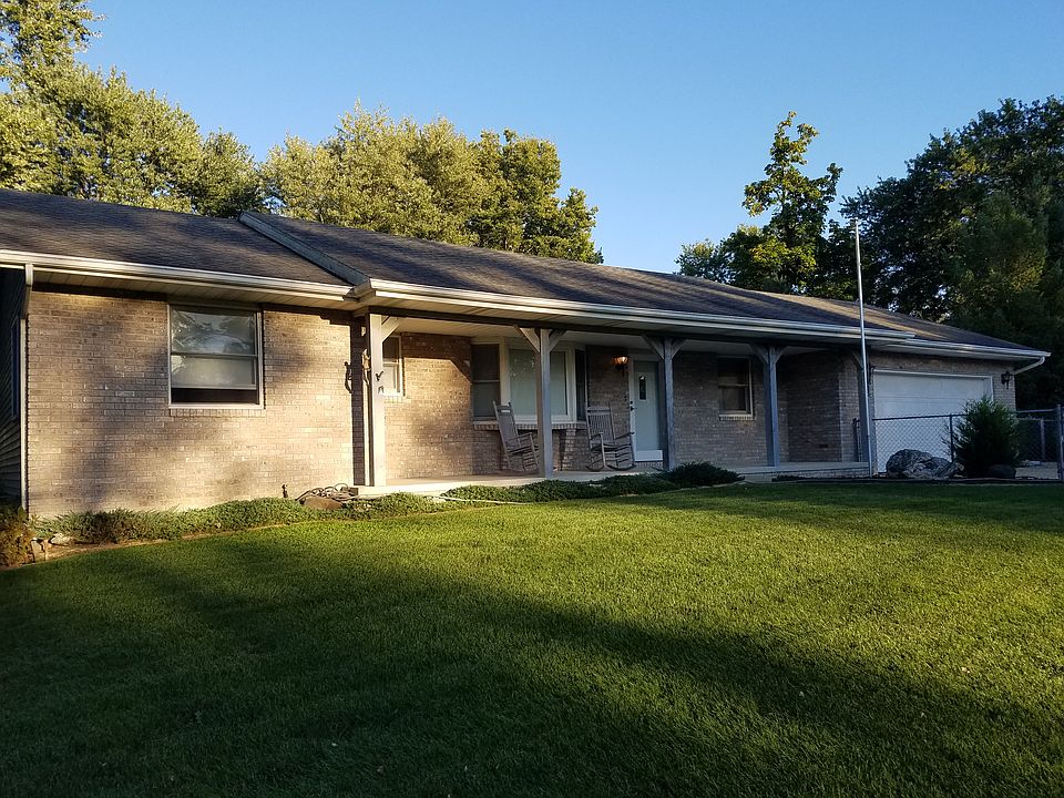 1st image of 9938 N Garden Ln