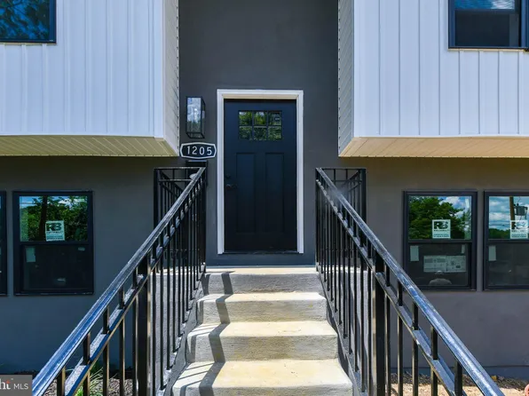 1205 Mentor Ave, Capitol Heights, MD 20743