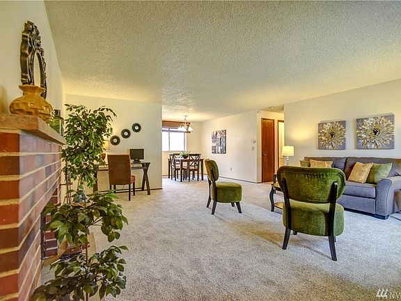 2nd image of 315 White Pine Dr