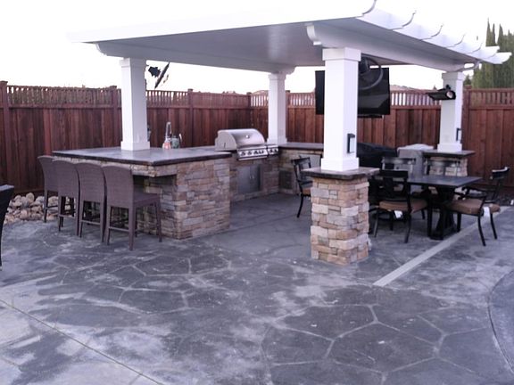 4th image of 12486 Sumner Dr