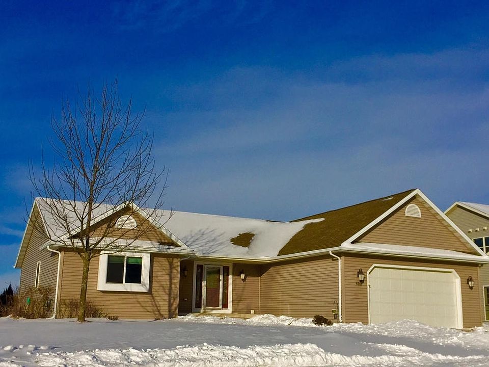 1st image of 136 Michelle Dr