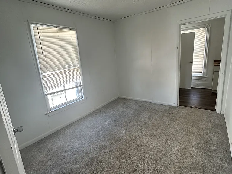 2228 Tulip St #B — Photo 16