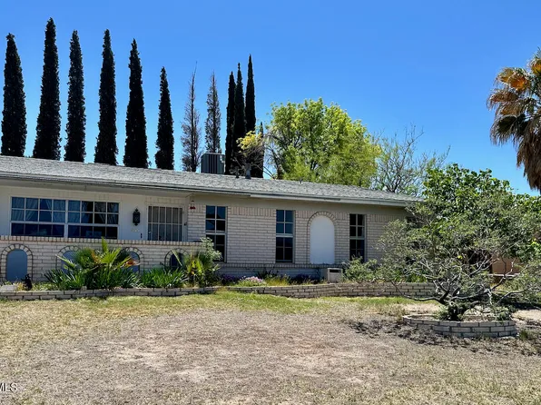 1905 Crow Dr, El Paso, TX 79935